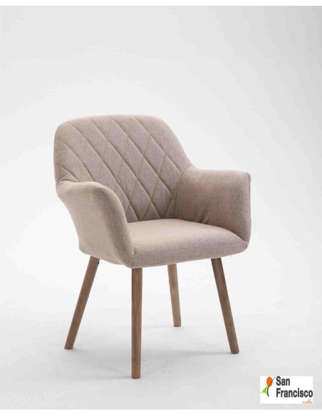 silla tapizada con brazos color Beig