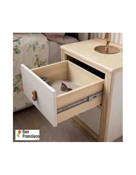 Dormitorio de matrimonio con encanto