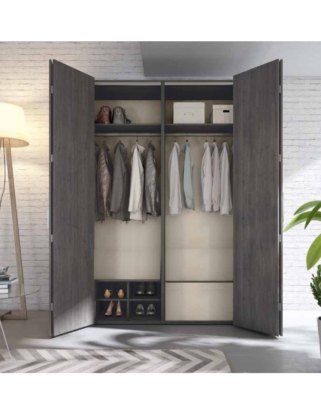 Armario 4 puertas plegables de 200 cm. Acabado Azabache. Detalle camisero-zapatero interior opcional.