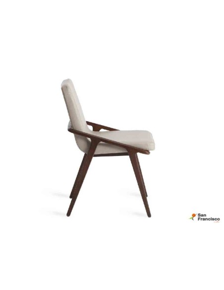 Silla de polipiel y estructura de madera