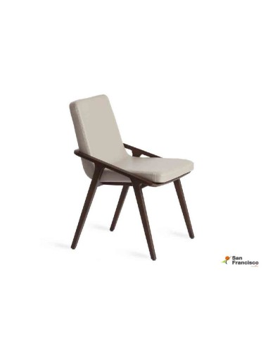 Silla de polipiel y estructura de madera