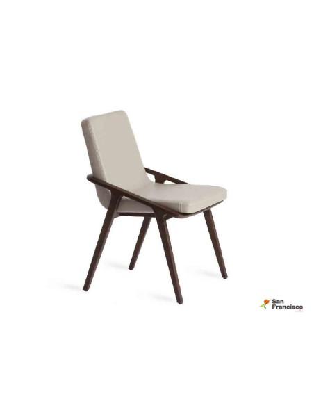 Silla de polipiel y estructura de madera