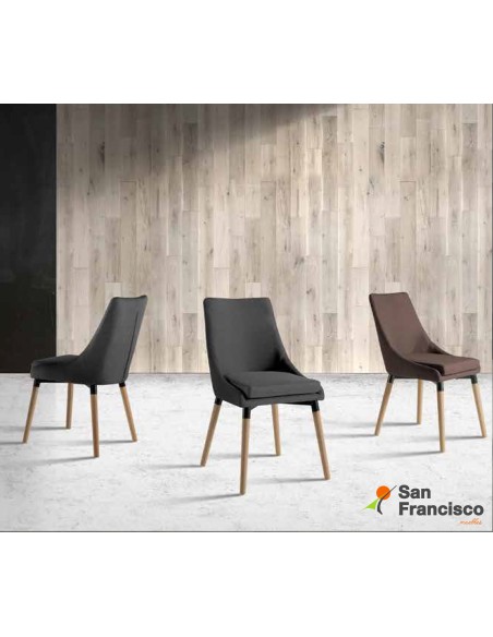 Silla de estilo nórdico con patas de madera, tapizadas en tela